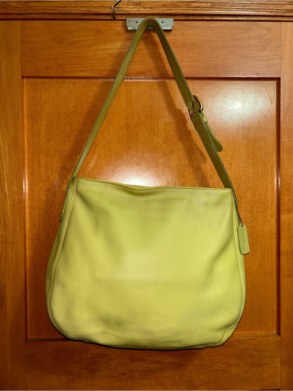 Vintage Coach Large Soho Zip Hobo Shoulder Bag Leather 4161  USA Lime Green 90s